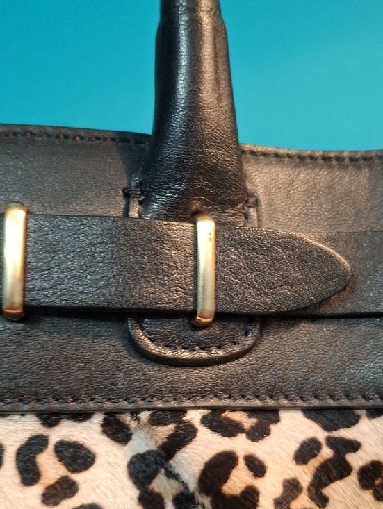 Ann Taylor Leopard Print Shoulder Bag with Black Accents - Picture 7 of 13